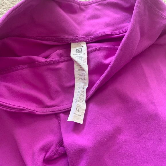Fabletics Medium - Picture 2 of 3